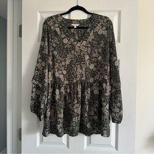 LSize L Reitmans Boho Green Floral Blouse Top with Ruffle Sleeve